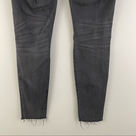 MADEWELL Black Dark Grey Distressed Hem Ripped Knees 9” High-Rise Skinny Jeans - Picture 8 of 11